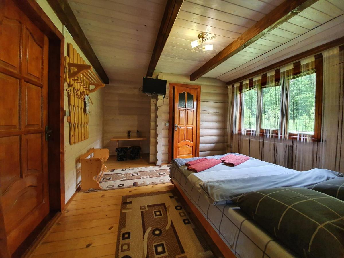 Lucy Hotel Yaremche Exterior photo